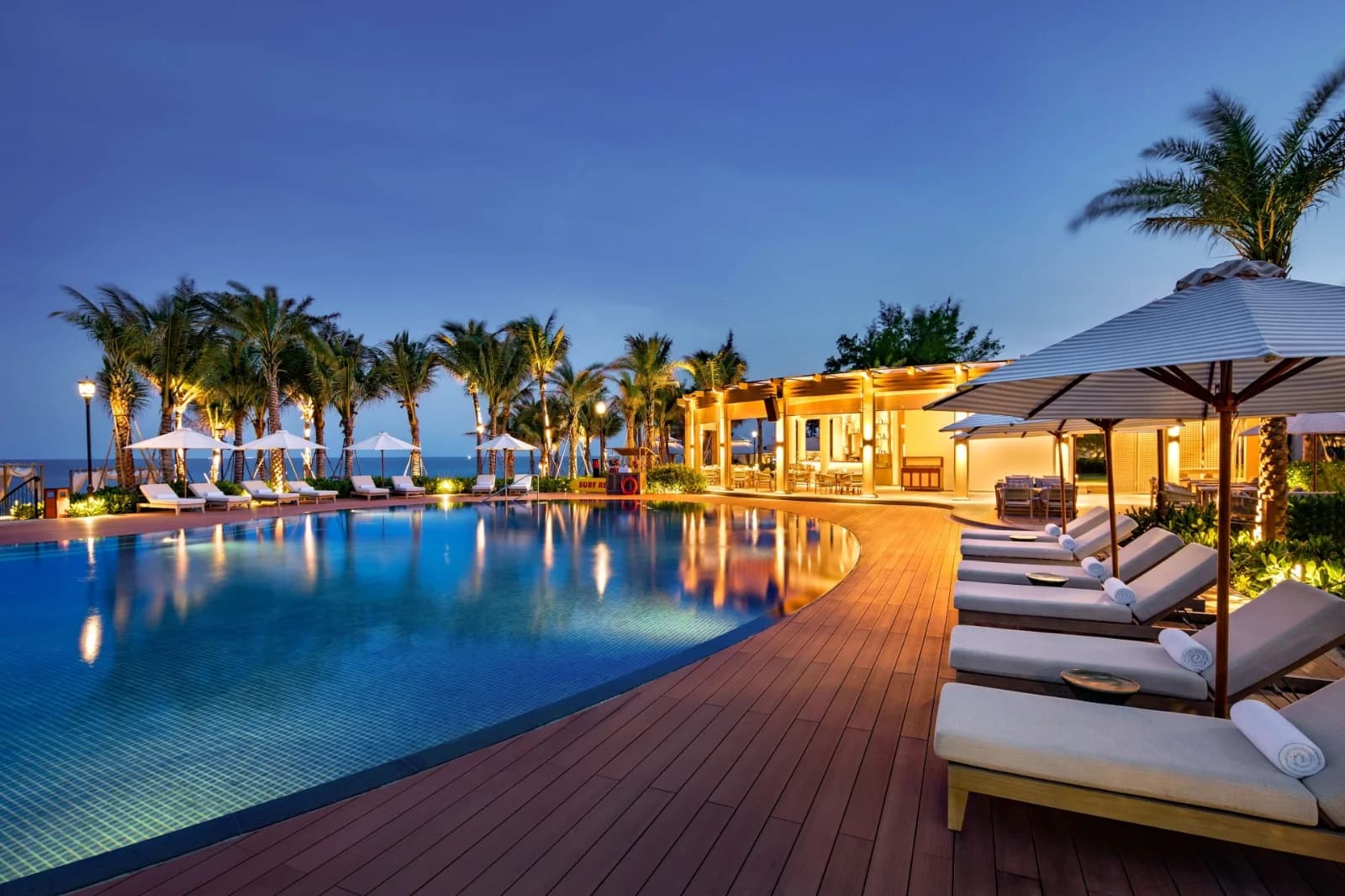 Radisson-Blue-Camranh