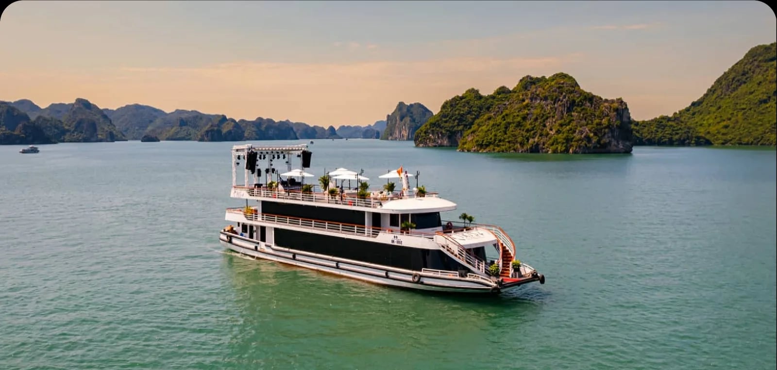 IRIS Halong Cruise - ảnh thẻ