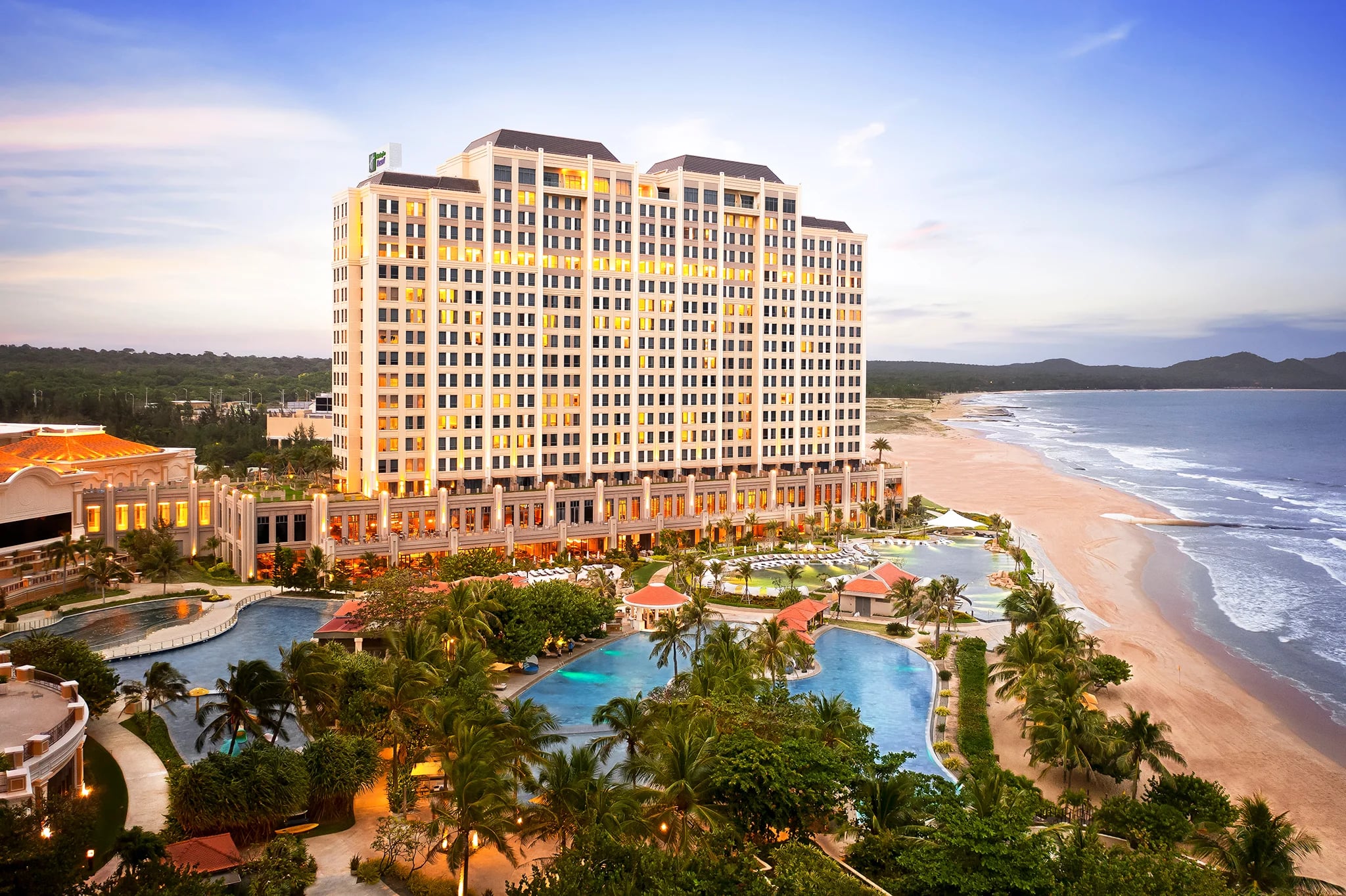 the grand hồ tràm strip vũng tàu