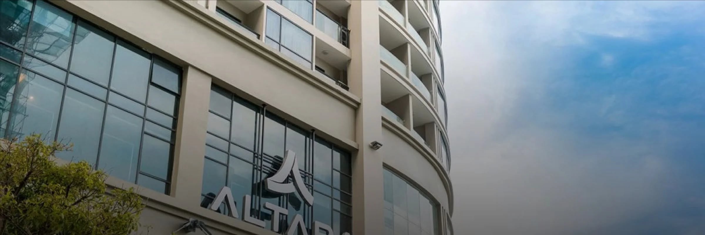 Altara Suites Đà Nẵng — ảnh bìa