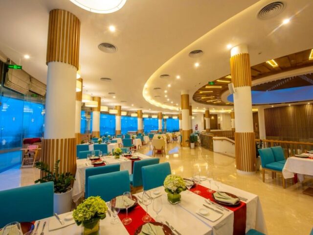 mistral-top-view-restaurant1-1_1651128233